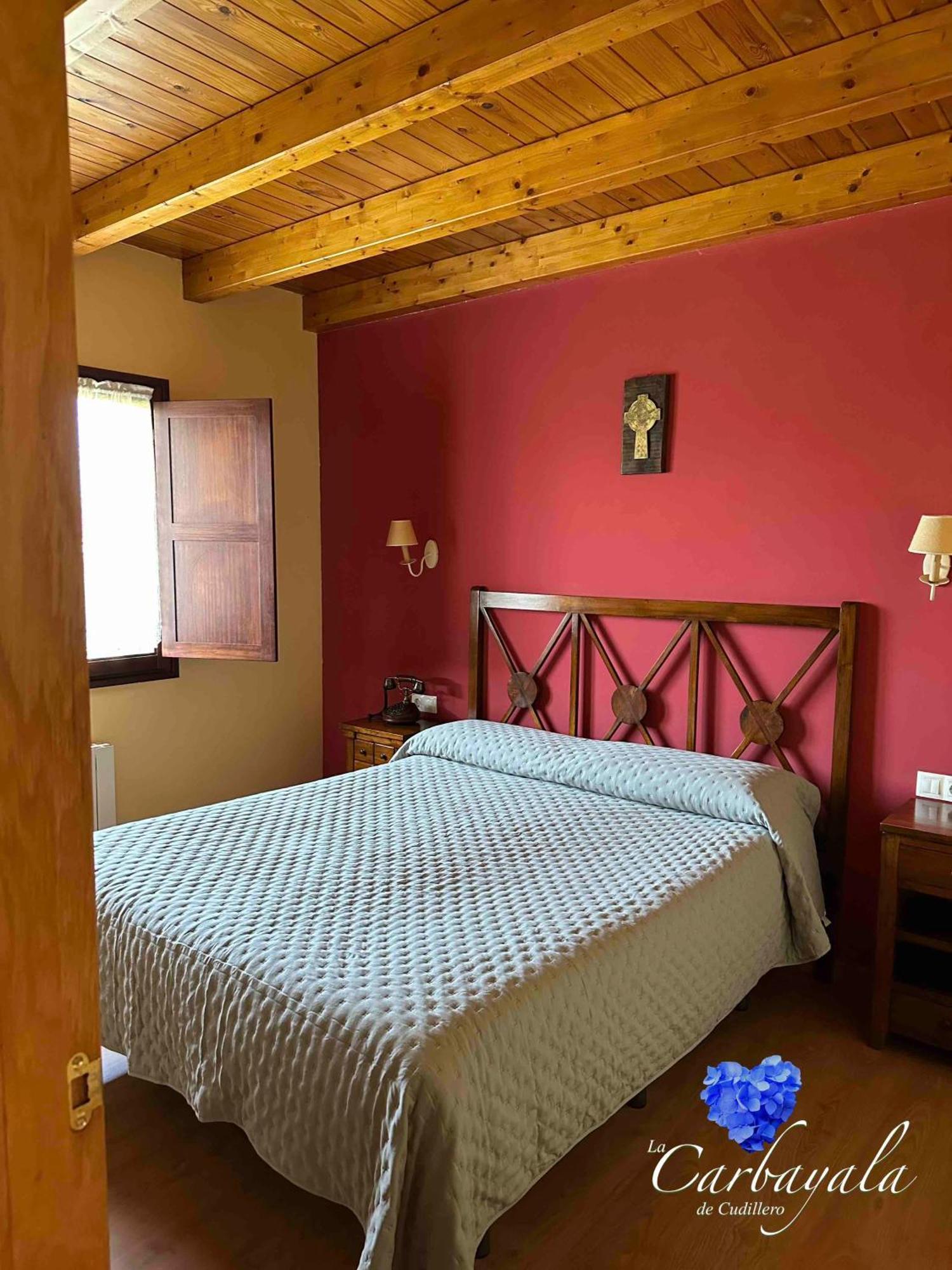 Apartamentos Rurales La Carbayala Oviñana 外观 照片