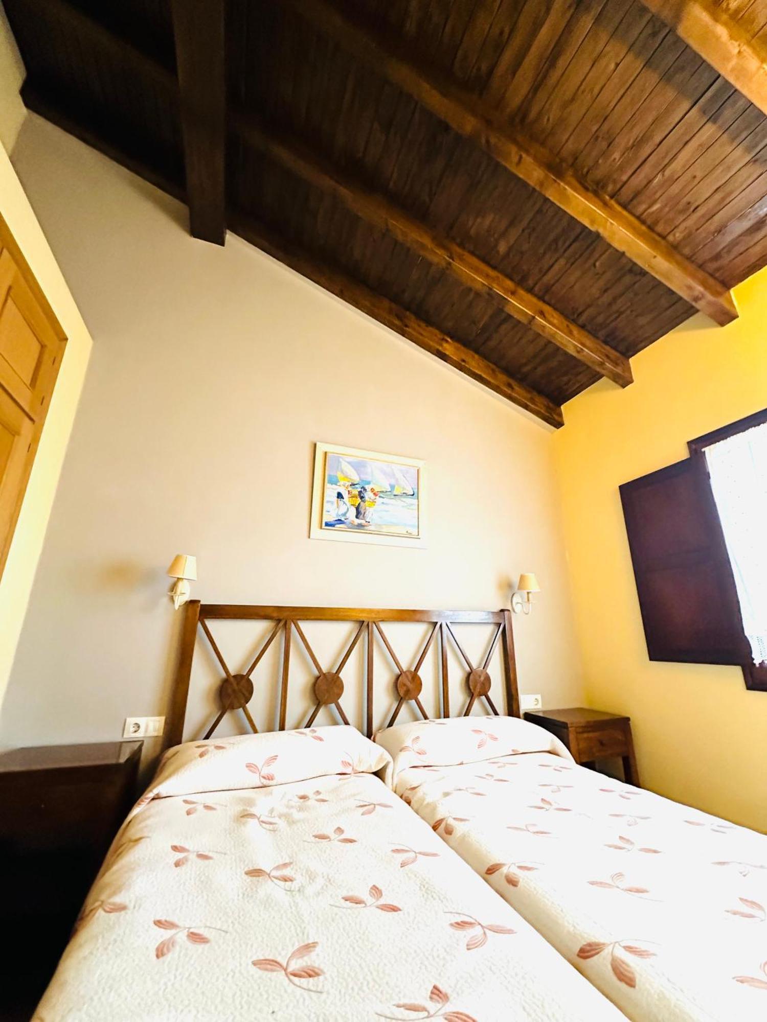Apartamentos Rurales La Carbayala Oviñana 外观 照片
