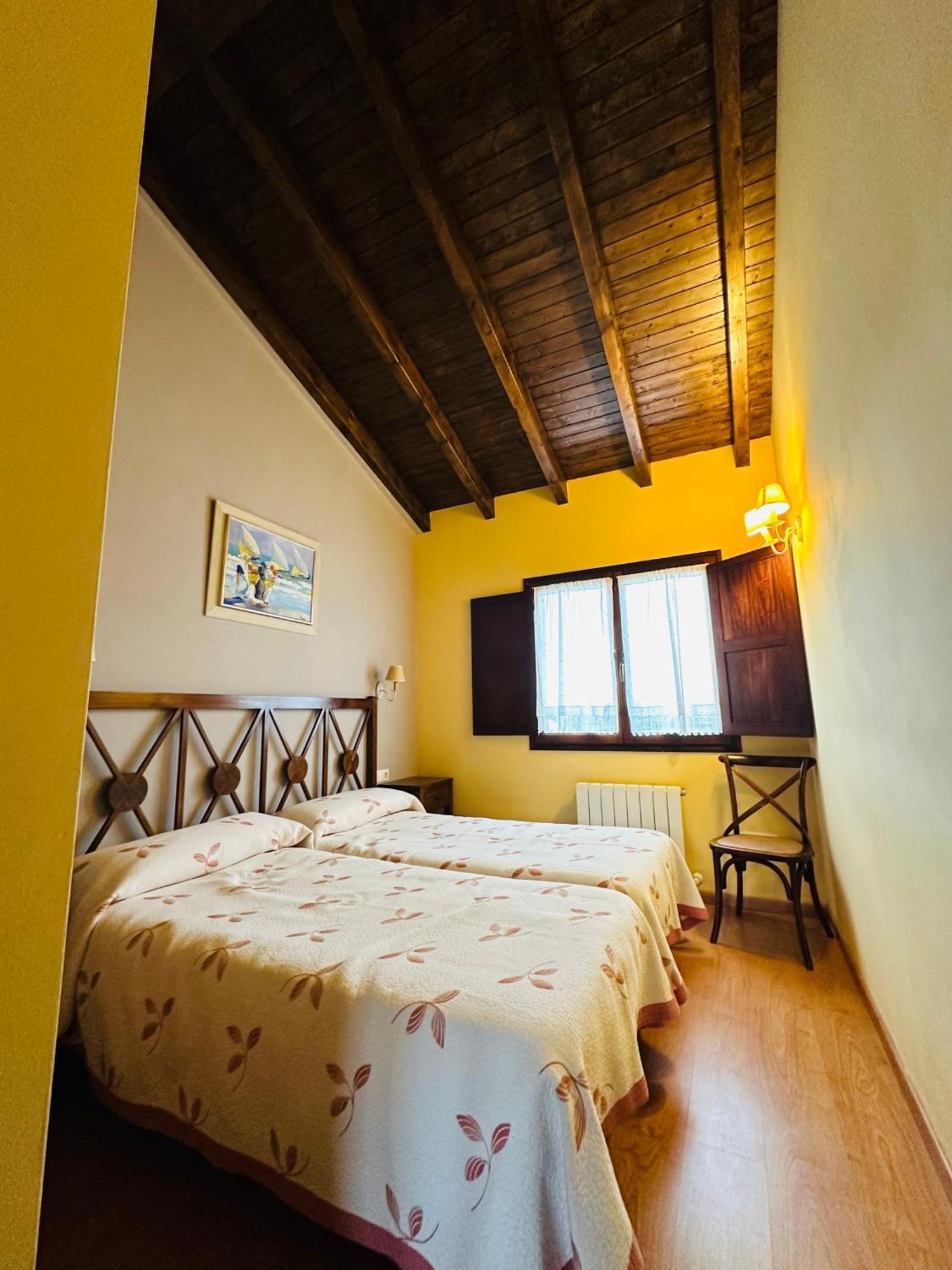 Apartamentos Rurales La Carbayala Oviñana 外观 照片