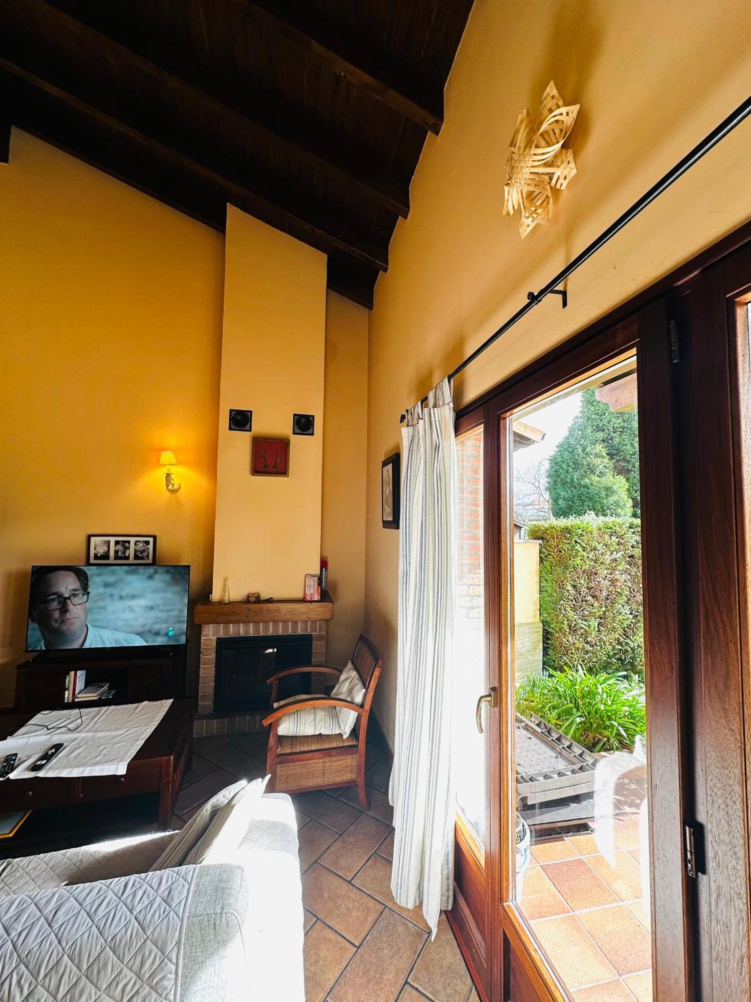 Apartamentos Rurales La Carbayala Oviñana 外观 照片
